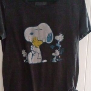 Black Kids' Snoopy & Woodstock Graphic Tee - Short Sleeve